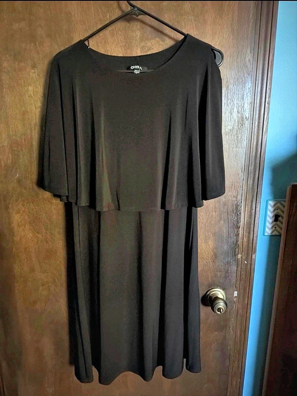 ONYX Nite Midi Dress Black Size Large Like New